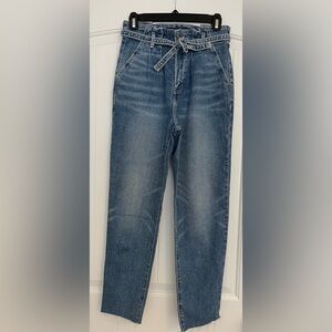 Hollister Jeans - Like NEW! Tie Belt & Fringe Leg